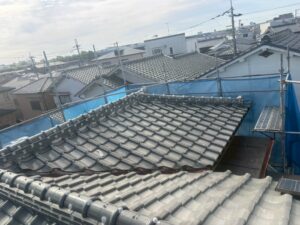 茨木市屋根葺き替え工事の施工前